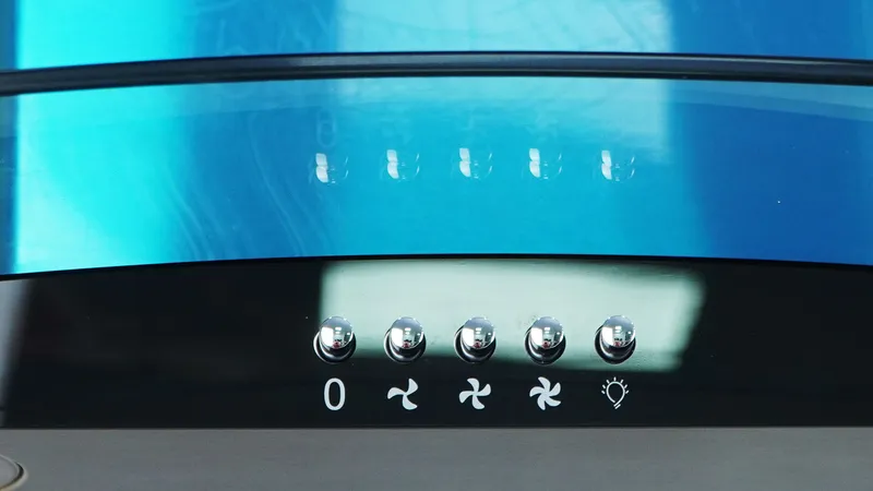 máy hút mùi Chefs EH-R506E7G