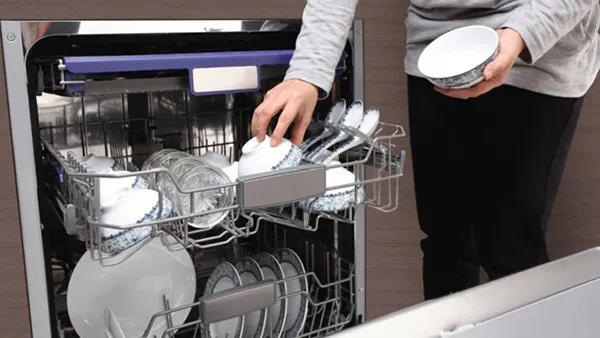 Bán máy rửa bát Bosch SMI4ECS14E tại Hà Nội